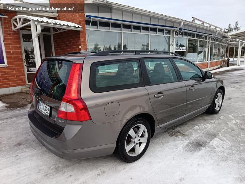 Volvo V70 vaihtoauto