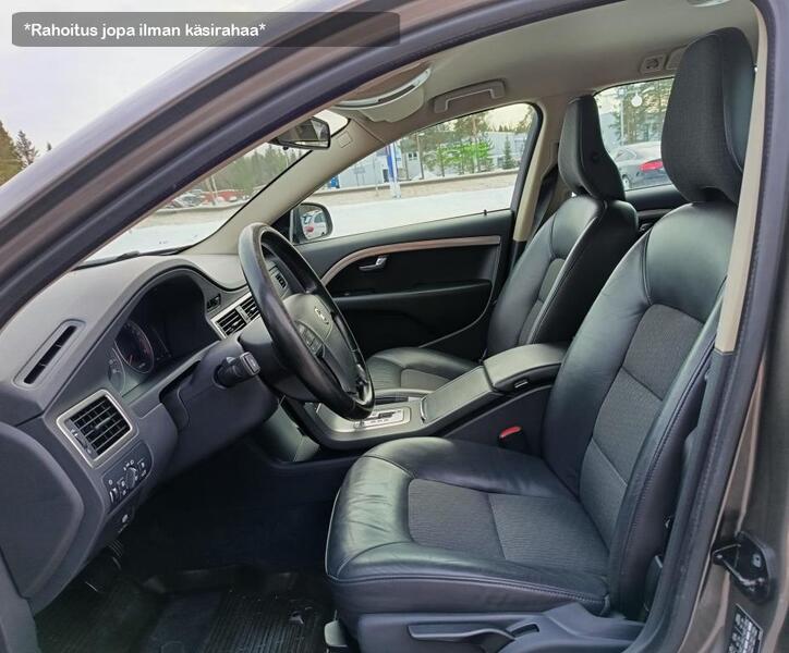 Volvo V70 vaihtoauto