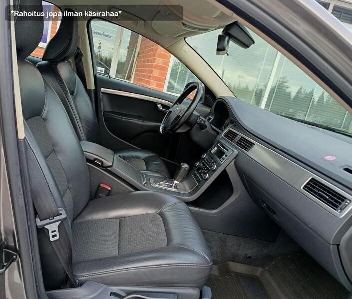 Volvo V70 vaihtoauto