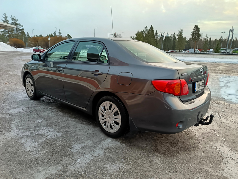 Toyota Corolla vaihtoauto