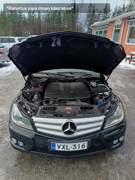 Mercedes-Benz C vaihtoauto