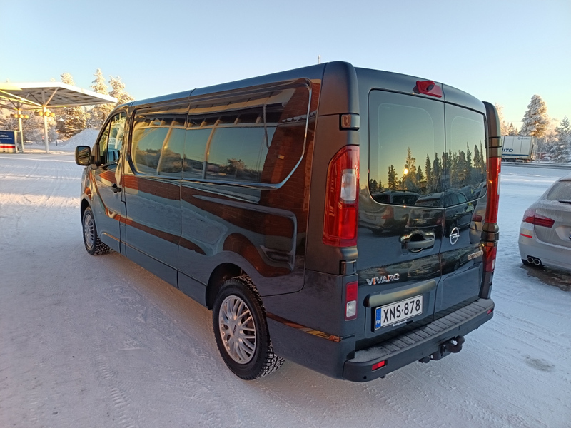 Opel Vivaro vaihtoauto