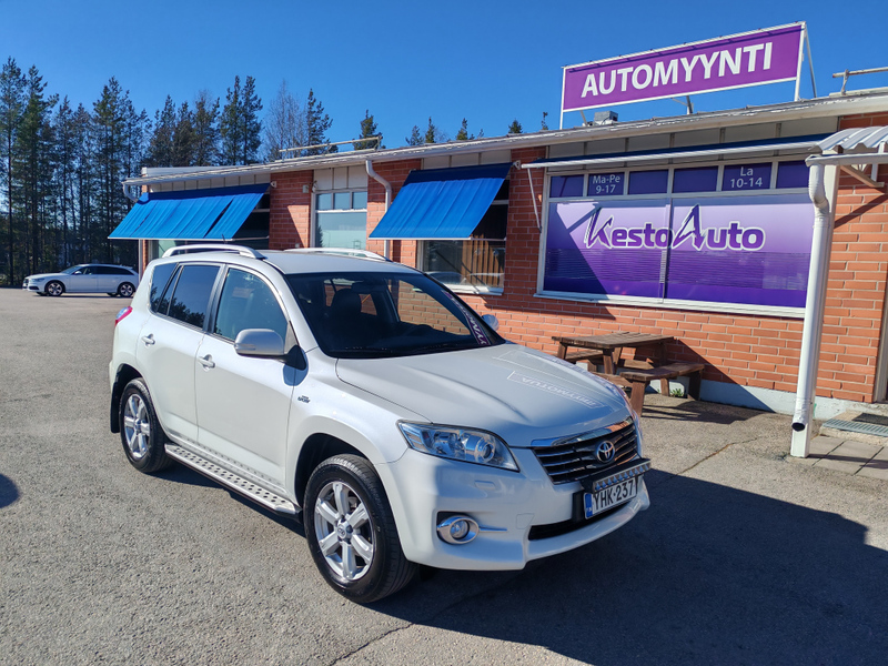 Toyota RAV4 vaihtoauto