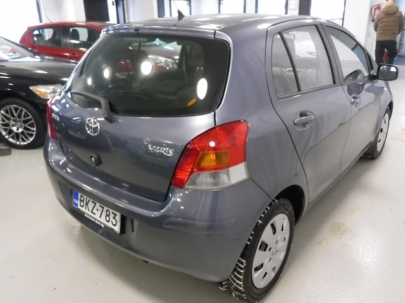 Toyota Yaris vaihtoauto