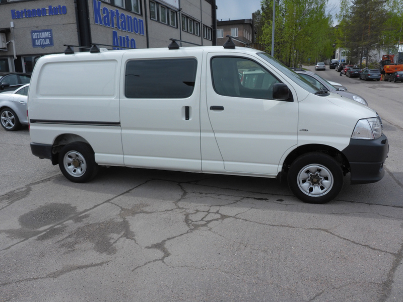 Toyota Hiace vaihtoauto