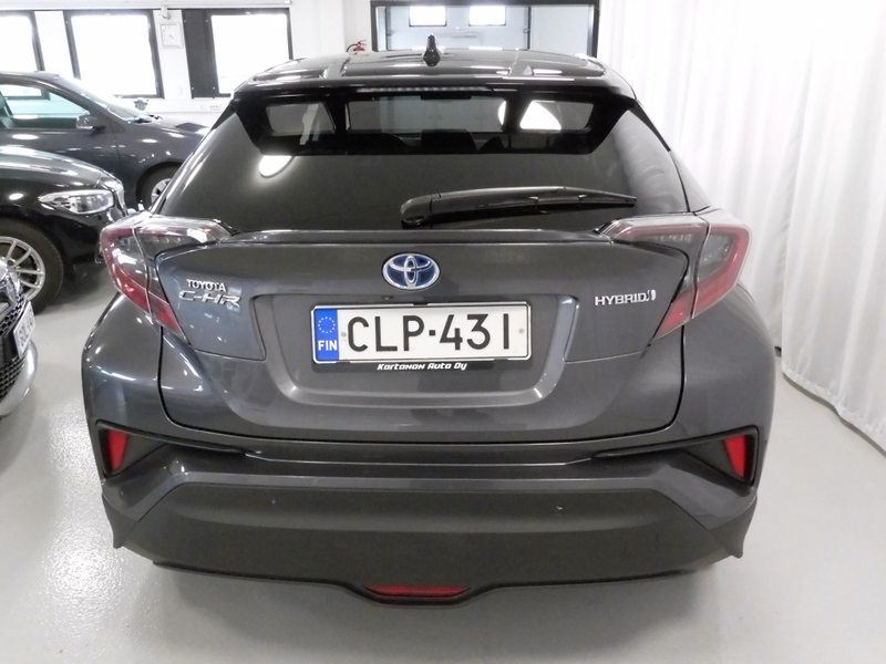 Toyota C-HR vaihtoauto