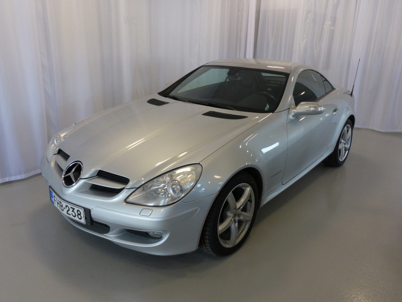Mercedes-Benz SLK vaihtoauto