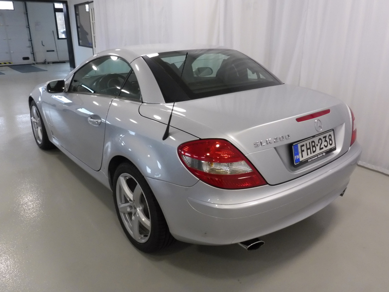 Mercedes-Benz SLK vaihtoauto
