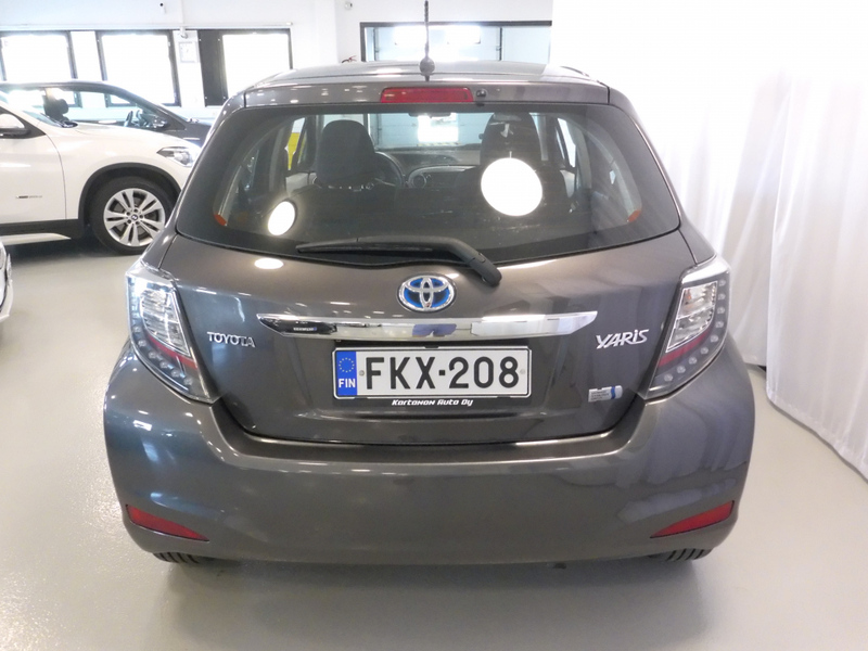 Toyota Yaris vaihtoauto