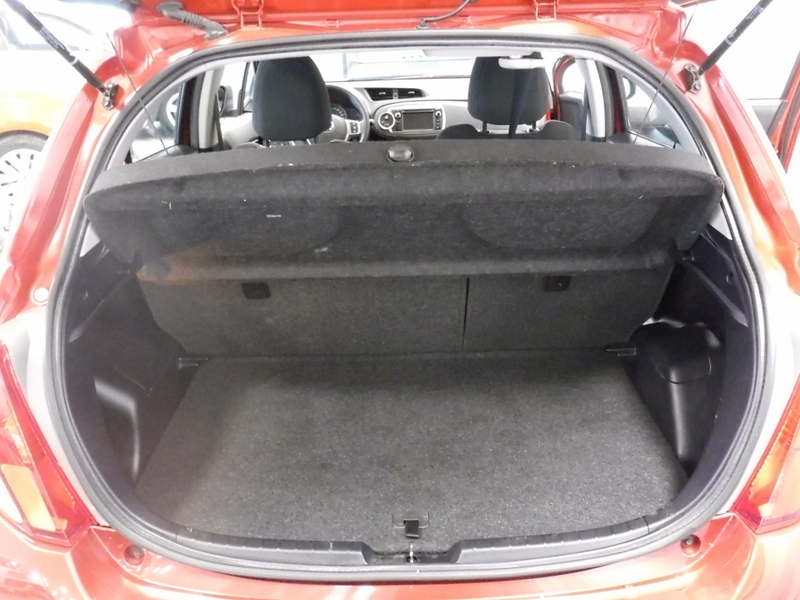 Toyota Yaris vaihtoauto