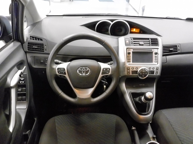 Toyota Verso vaihtoauto