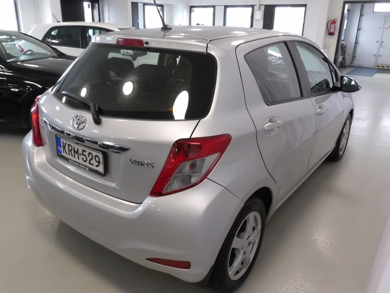 Toyota Yaris vaihtoauto