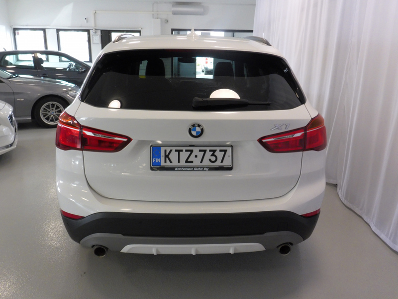 BMW X1 vaihtoauto