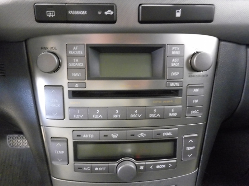 Toyota Avensis vaihtoauto