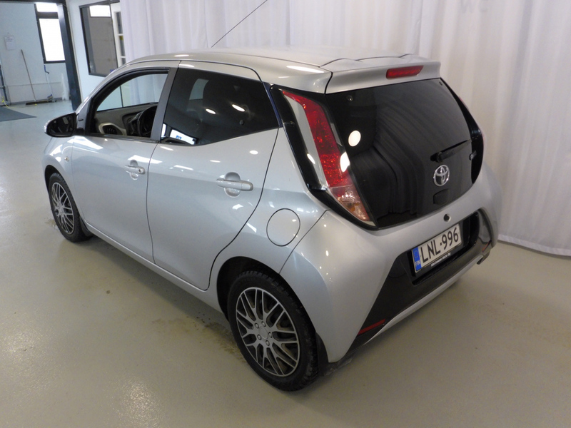 Toyota AYGO vaihtoauto