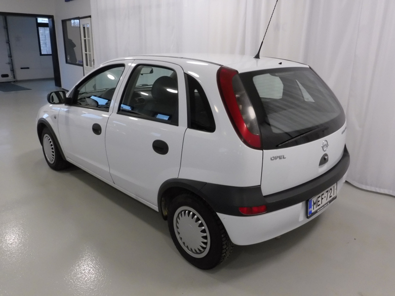 Opel Corsa vaihtoauto