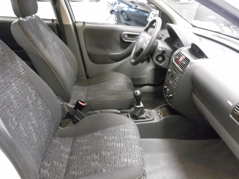 Opel Corsa vaihtoauto