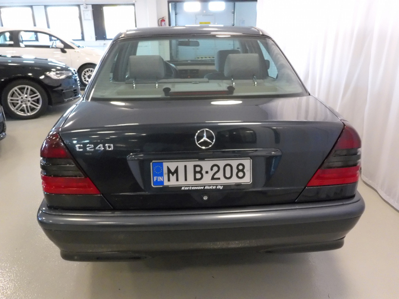 Mercedes-Benz C vaihtoauto