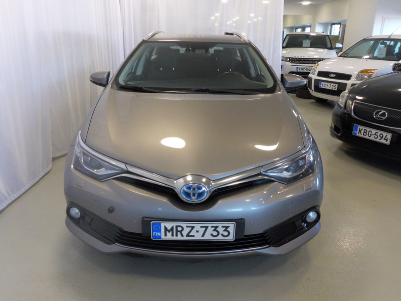 Toyota Auris vaihtoauto