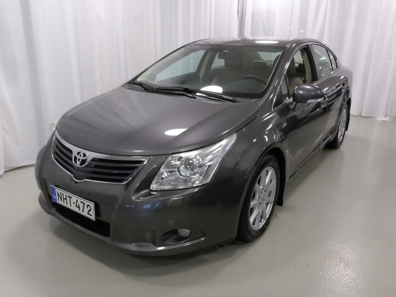 Toyota Avensis vaihtoauto