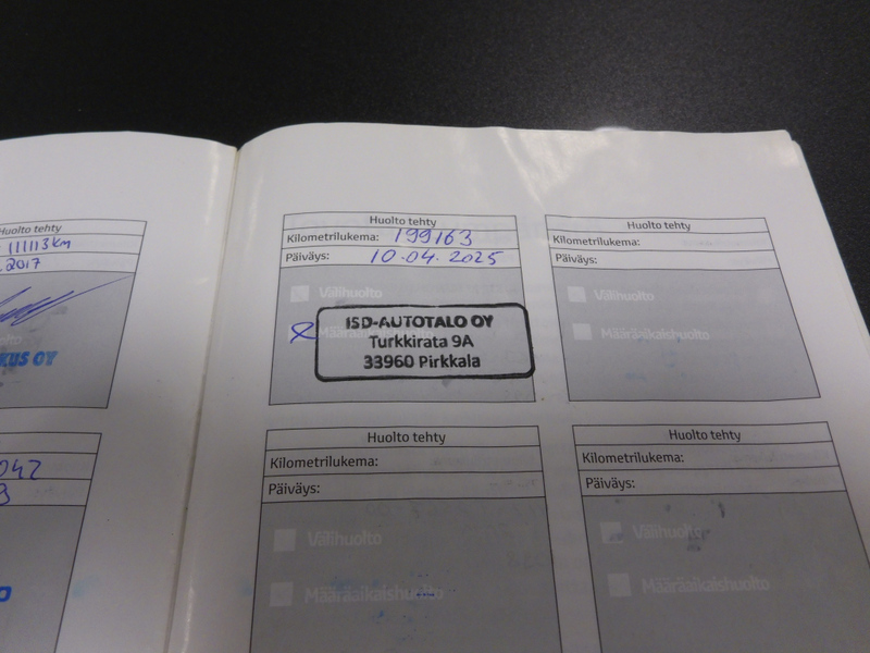 Toyota Avensis vaihtoauto