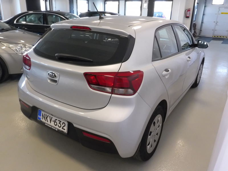 Kia Rio vaihtoauto
