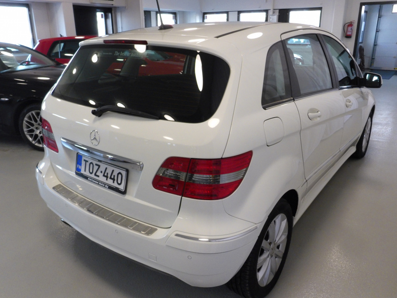 Mercedes-Benz B vaihtoauto
