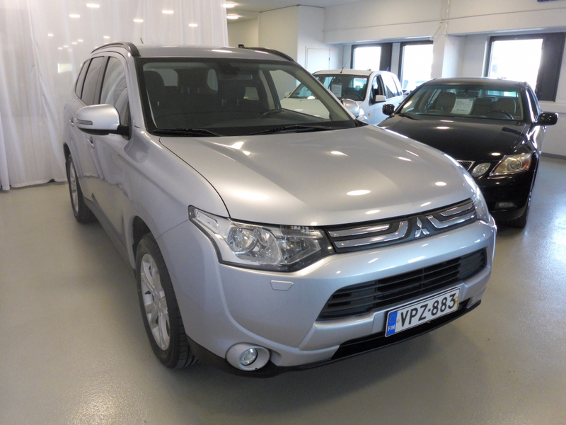 Mitsubishi Outlander vaihtoauto