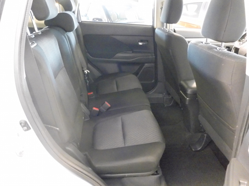 Mitsubishi Outlander vaihtoauto