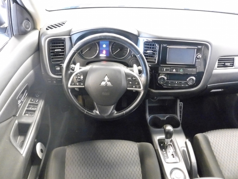 Mitsubishi Outlander vaihtoauto