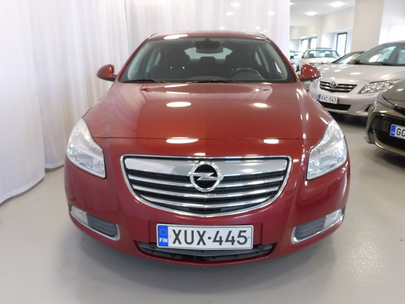 Opel Insignia vaihtoauto