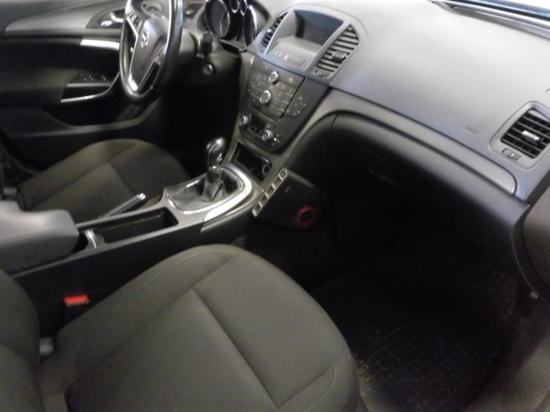 Opel Insignia vaihtoauto