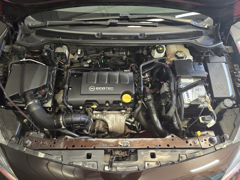 Opel Astra vaihtoauto