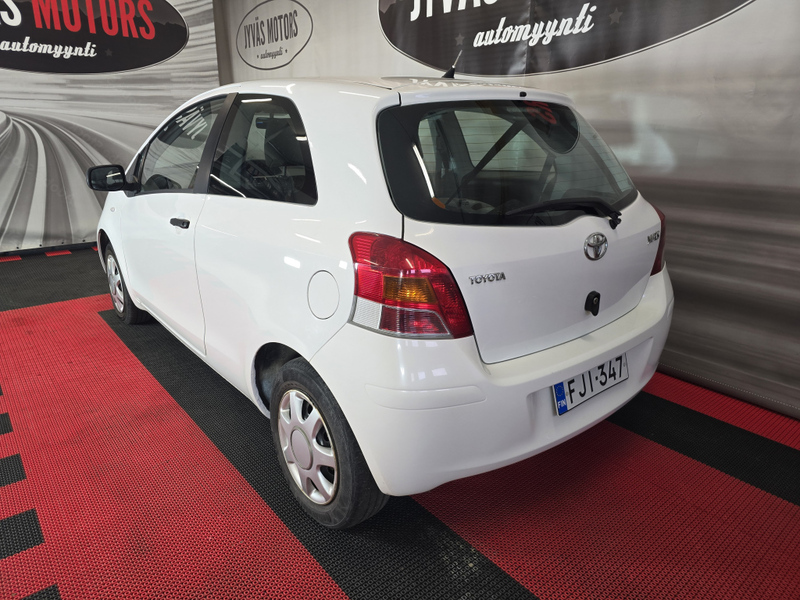 Toyota Yaris vaihtoauto