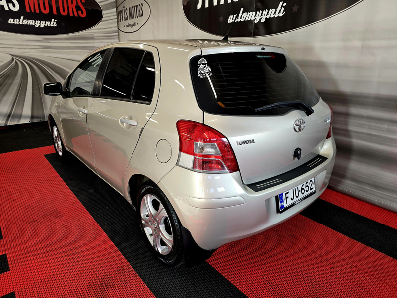 Toyota Yaris vaihtoauto