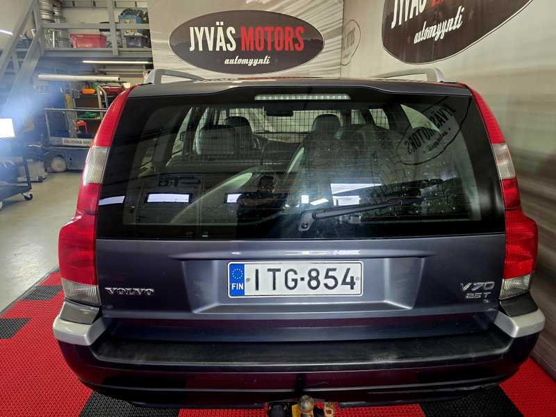 Volvo V70 vaihtoauto