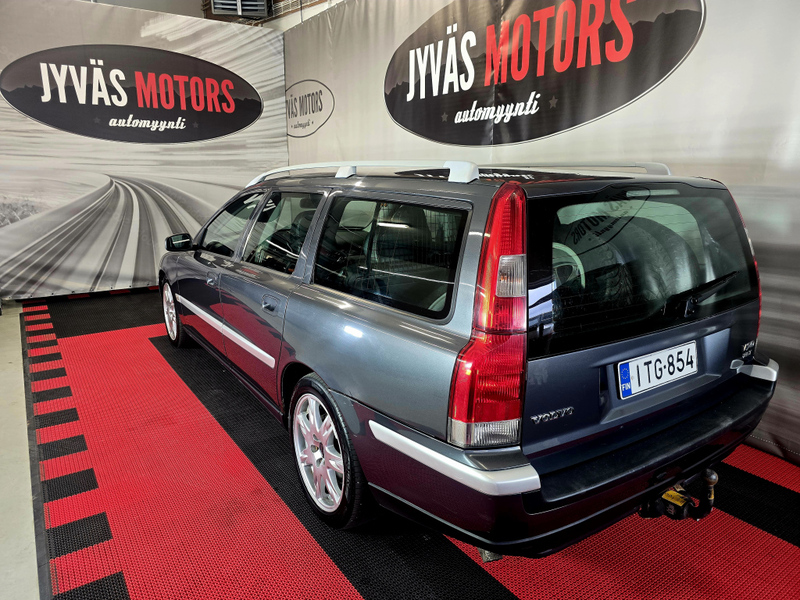 Volvo V70 vaihtoauto