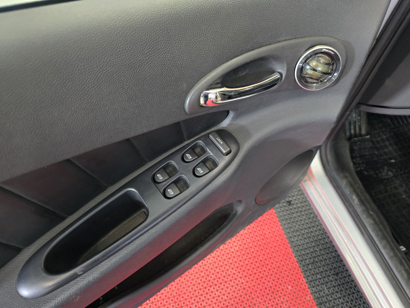 Alfa Romeo 156 vaihtoauto