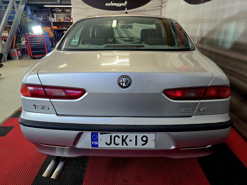 Alfa Romeo 156 vaihtoauto