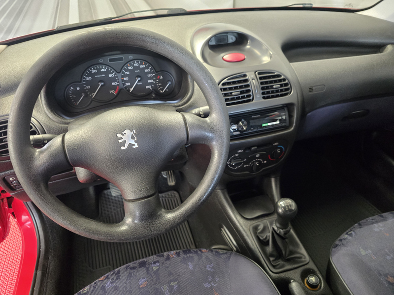 Peugeot 206 vaihtoauto