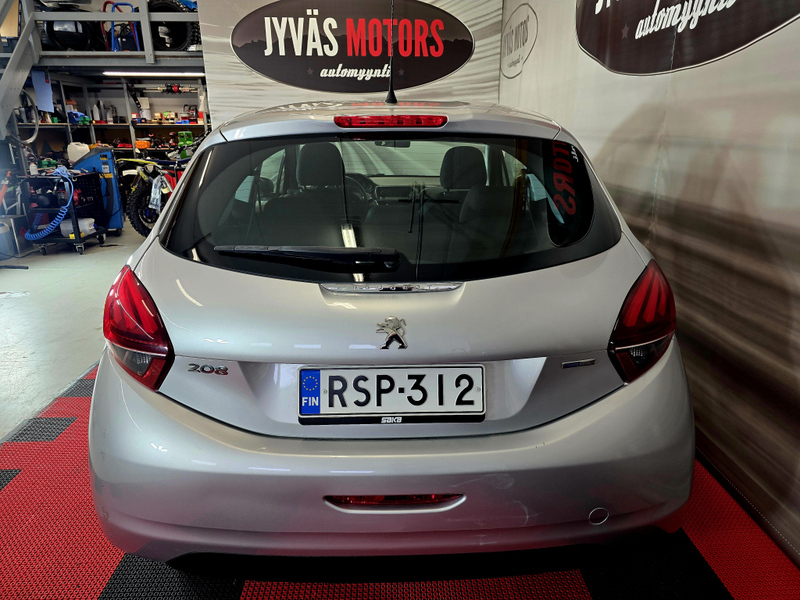 Peugeot 208 vaihtoauto