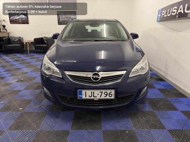 Opel Astra vaihtoauto