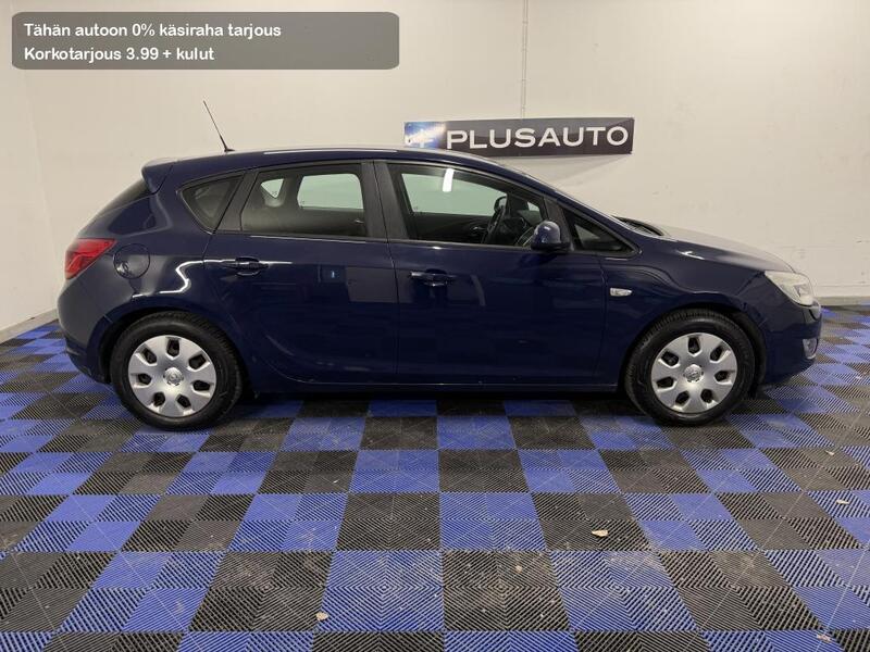 Opel Astra vaihtoauto