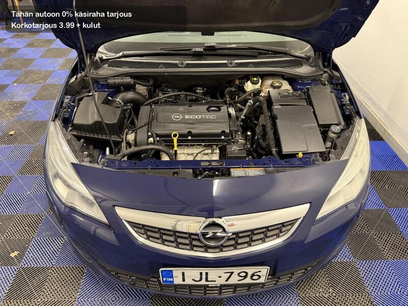 Opel Astra vaihtoauto