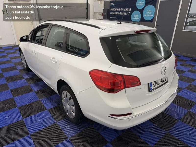 Opel Astra vaihtoauto