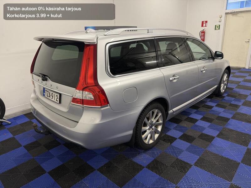 Volvo V70 vaihtoauto