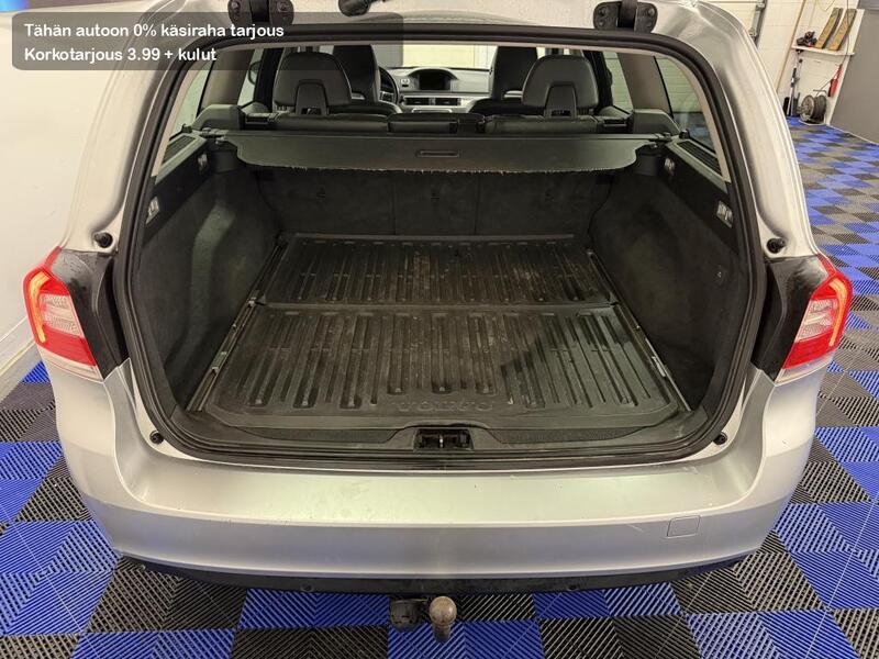 Volvo V70 vaihtoauto