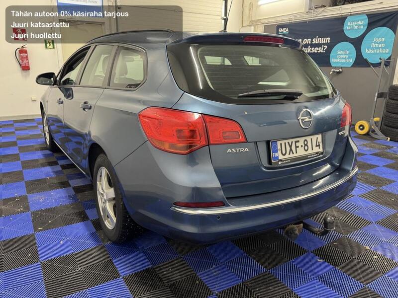 Opel Astra vaihtoauto