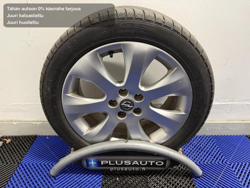 Opel Astra vaihtoauto