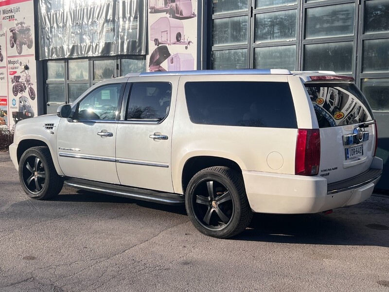 Cadillac Escalade vaihtoauto